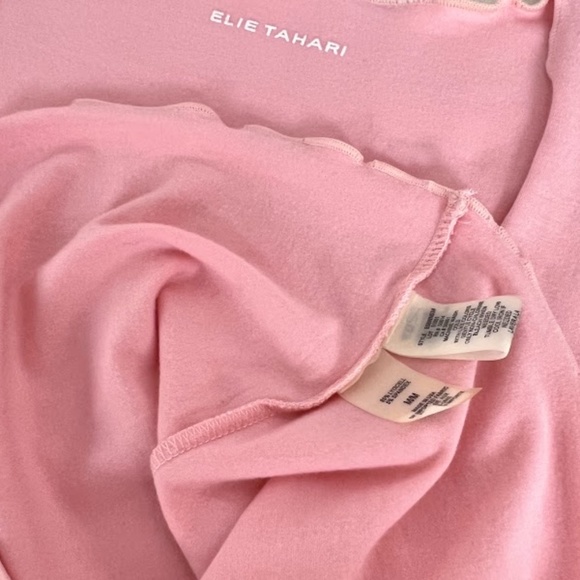 Elie Tahari Pink Ruffle Edged Stretch Tee 🎉Host Pick🎉 - Picture 8 of 11